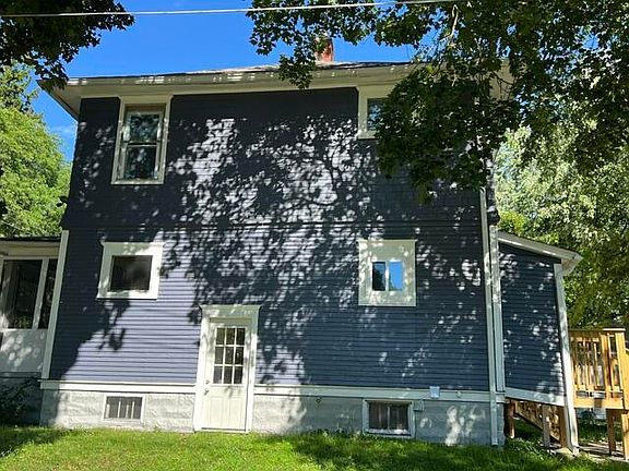 5th image of 231 Rockwell St