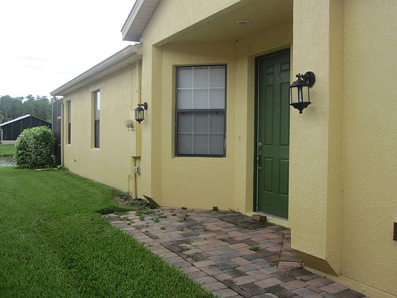 3rd image of 709 Grand Canal