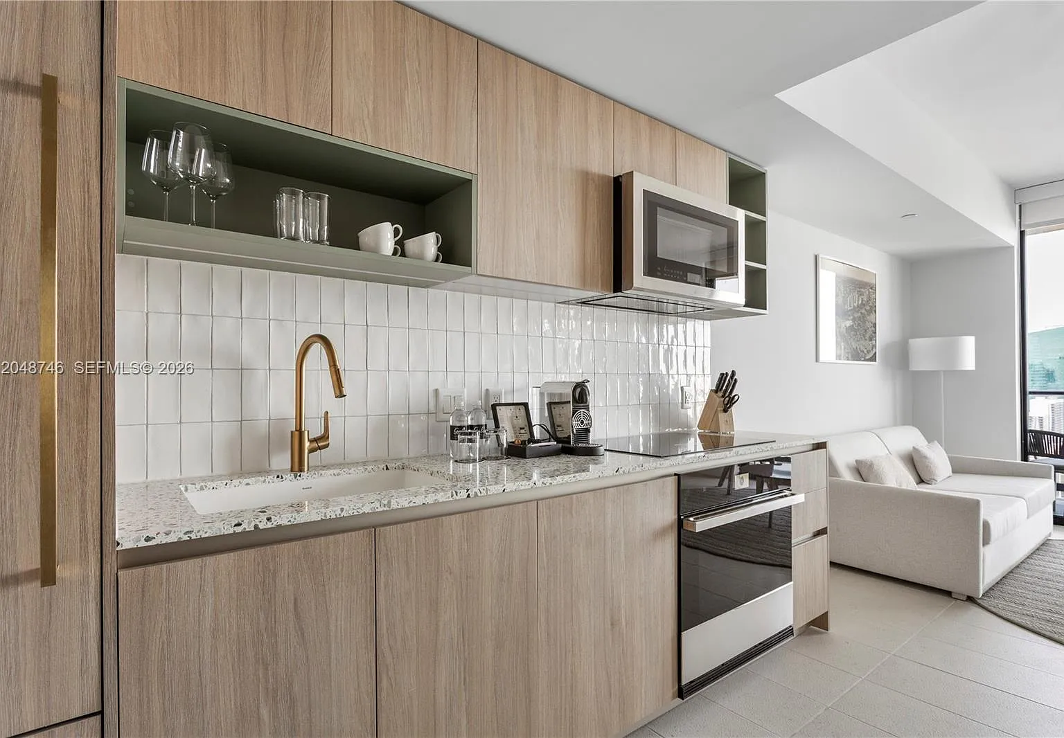 Gale Residences — Photo 2