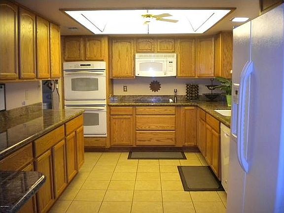 Kitchen (Granite)
