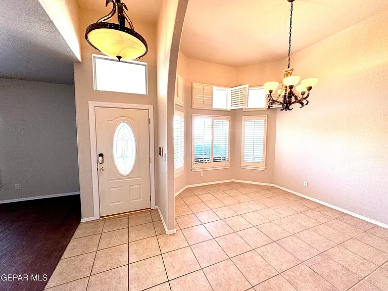 1029 Granite Trail Ct — Photo 4
