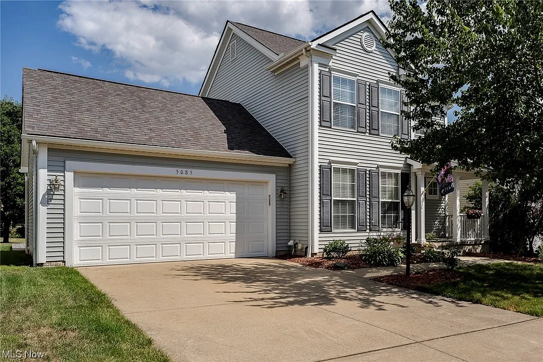 5085 Ridge Meadow Dr photo 1