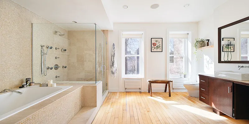 Sold by Compass | media 14