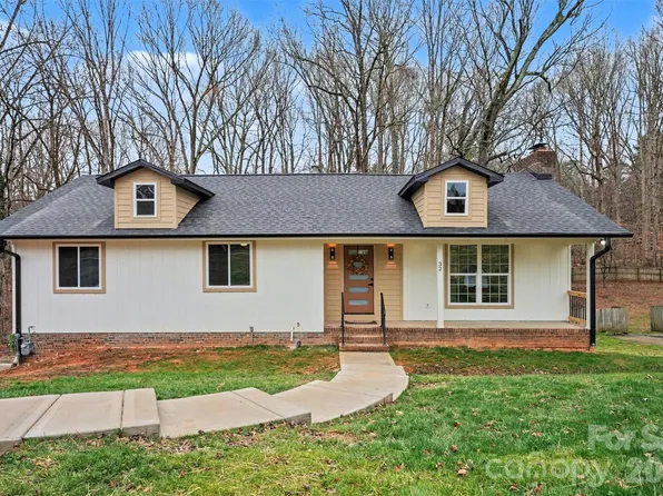 32 Bowen Dr, Belmont, NC 28012