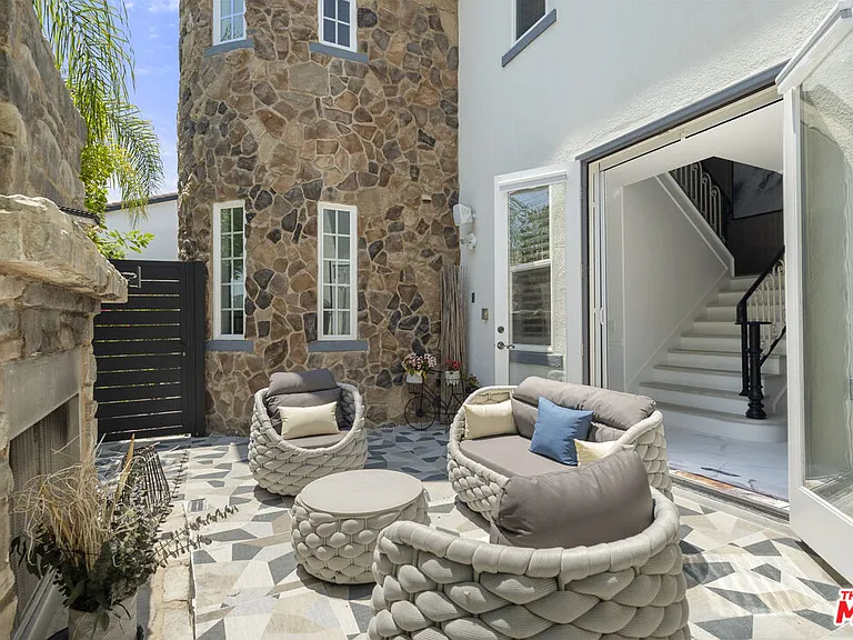 21615 Medina Estates Dr — Photo 15