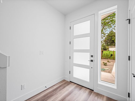 5th image of 11105 NE 64th Ct Lot 15