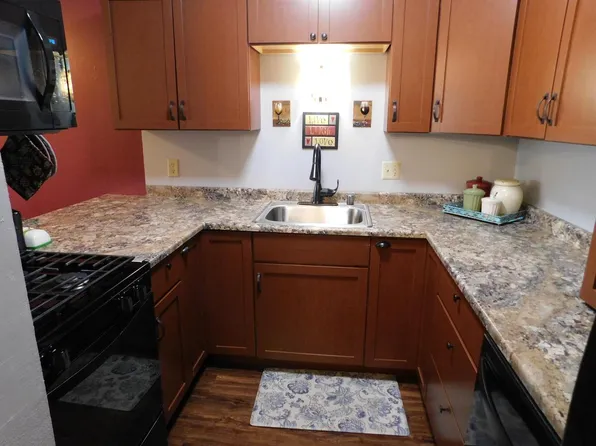 11936 West Mill ROAD #20, Milwaukee, WI 53225