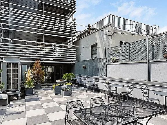 3rd image of 120 Allen St #2