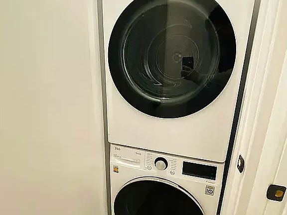 5th image of 256 Winthrop St #3B
