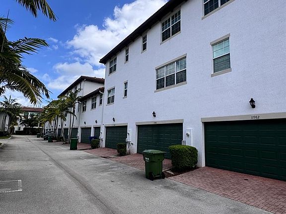 5th image of 11980 SW 29th St