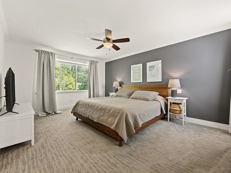 2990 Panorama Dr — Photo 18