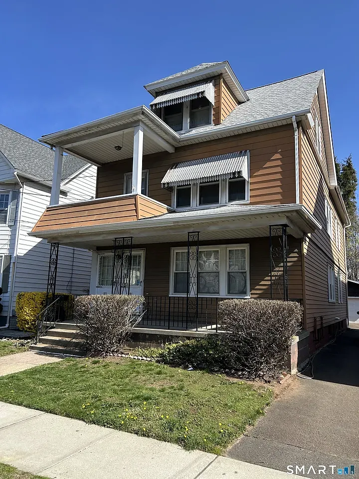 2 bed, 700 sqft, $1,500 — Photo 1