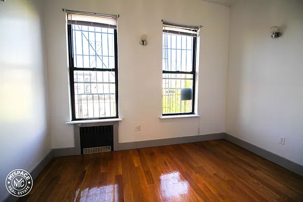 Rented by MySpaceNYC | media 6