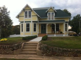 208 Christian St, Worthington, IN 47471