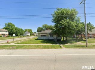 504 13th St, East Moline, IL 61244