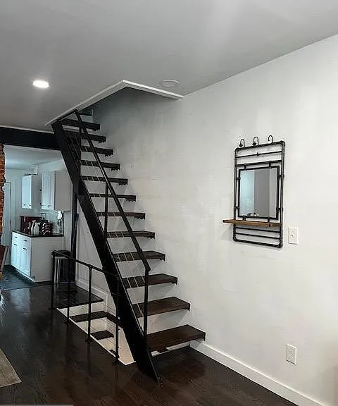 121 Mercy St — Photo 18