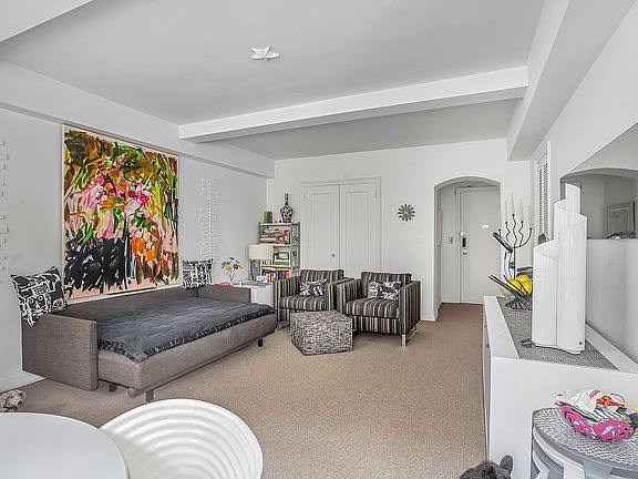3rd image of 353 W 56th St APT 3J