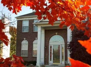 1461 Esprit Dr, Carmel, IN 46074