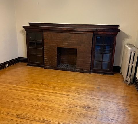 4th image of 4257 N Winchester Ave #2F