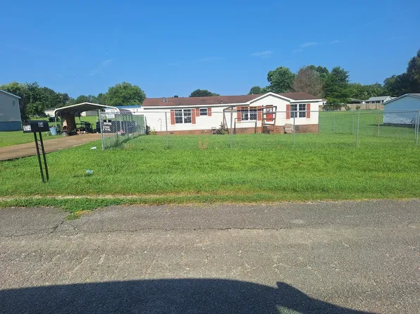 174 Lakeshore Dr, Oakfield, TN 38362