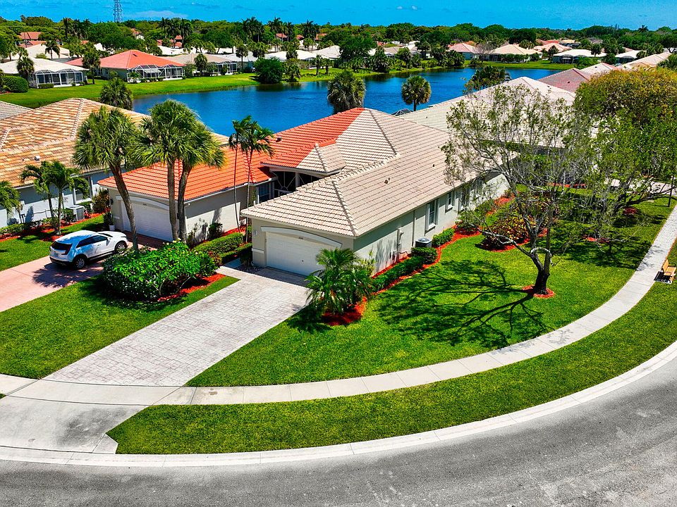 1st image of 10641 Royal Caribbean Circle