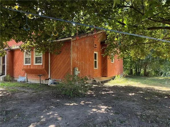 1228 Palmer Rd, Churchville, NY 14428