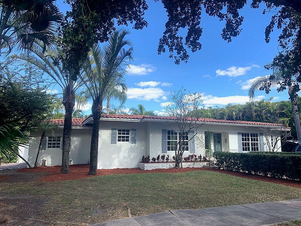 1st image of 1551 Delgado Ave