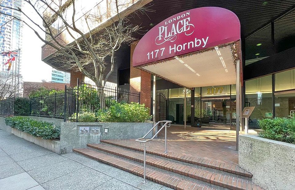 1st image of 1177 Hornby St #813