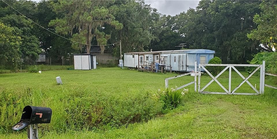 1st image of 7813 Paul Buchman Hwy