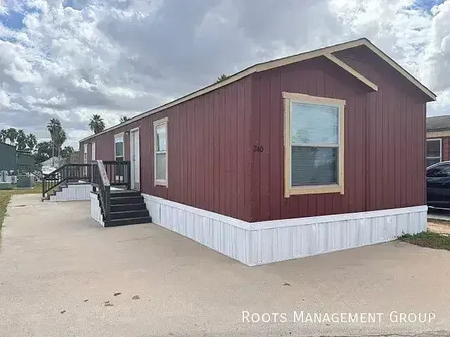 3 Bed 2 Bath Home Available for Lease at Gateway RV - Apply Now! — Photo 1
