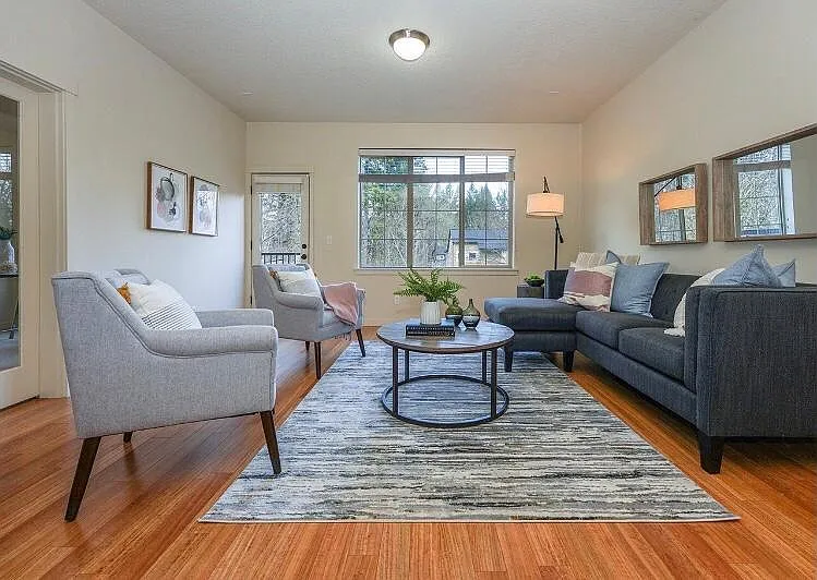 8113 NE Rockne Way — Photo 3