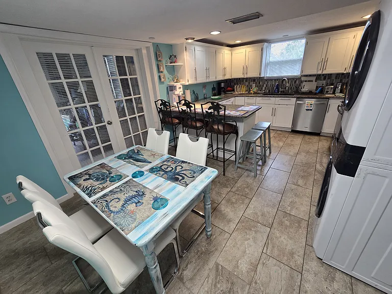 125 Sherwood Ave #2 — Photo 25