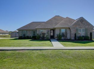750 S Belle Cir, Breaux Bridge, LA 70517