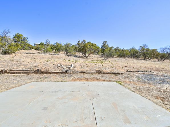 100 Raindrop Ct, Edgewood, NM 87015