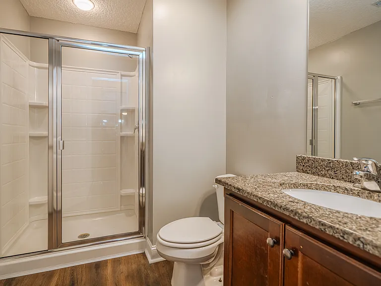 717 Highgrove Ct — Photo 25