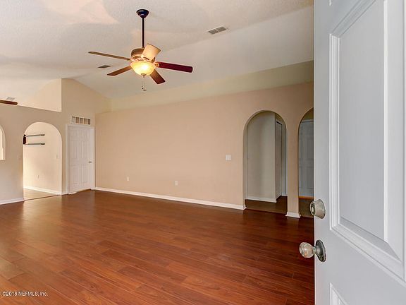3rd image of 6612 Gentle Oaks Dr S