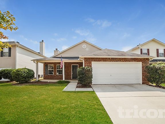 2nd image of 1003 Sycamore Ln