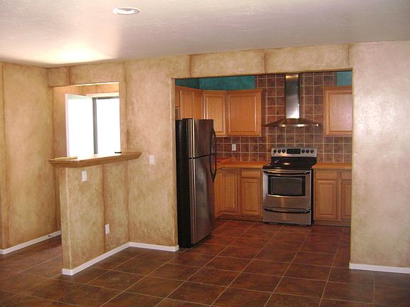 2nd image of 549 Guava Ave APT A