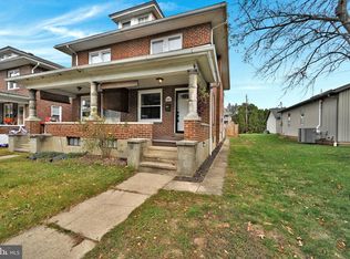 305 W Elm St, Shillington, PA 19607