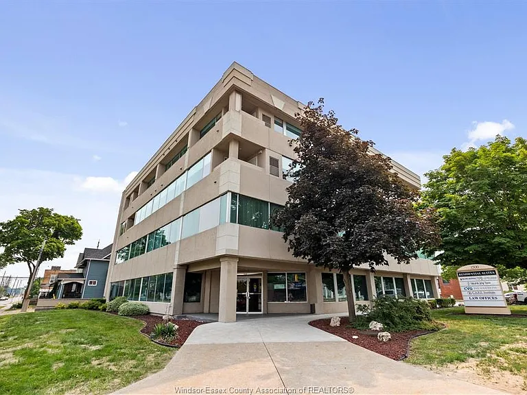 1500 Ouellette Ave #405 — Photo 4