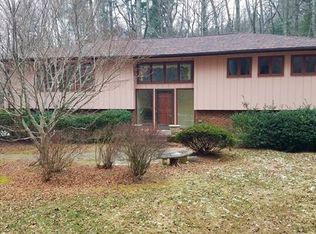 435 Harris St, Spruce Pine, NC 28777