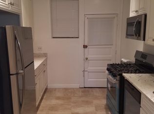 1748 W Albion Ave #1F, Chicago, IL 60626