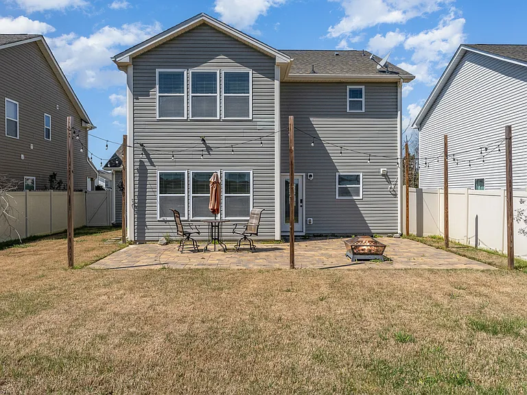 3390 Saddlebrook Dr — Photo 25