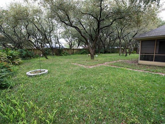 5th image of 111 El Cid Dr