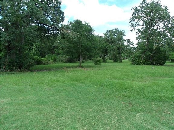 5th image of 1032 W County Road F