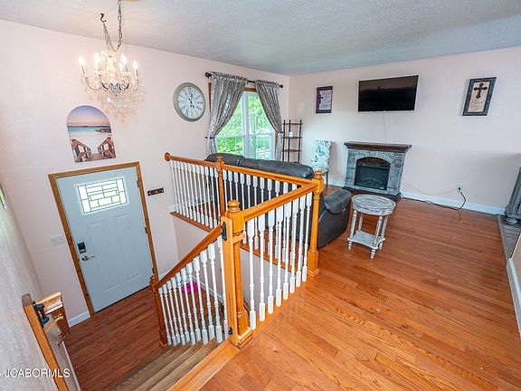 4th image of 5104 Woodway Dr
