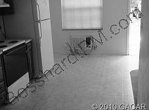 2nd image of 904B NW 14th Ave