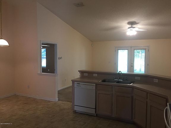 5th image of 12356 Arrowleaf Ln