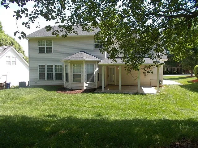 8526 Fox Tail Ln — Photo 12