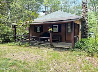 955 Highway 390, Greentown, PA 18426